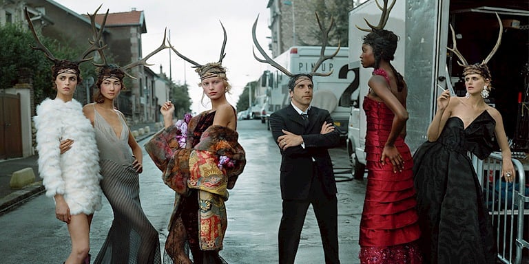 Annie Leibovitz “Wonderland” İle İspanya’da Stant Açmaya Hazırlanıyor