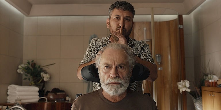 Haluk Bilginer ve Feyyaz Yiğit’i Buluşturan Yeni Sinema: ‘Soyut Dışavurumcu Bir Dostluğun Anatomisi Yahut Yan Yana’