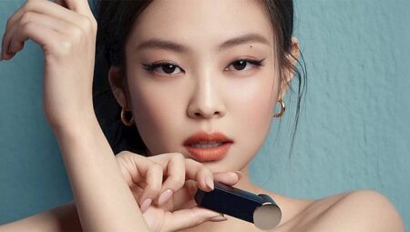 K-Beauty 2025: Yeni Kuşak Kore Hoşluk Trendleri