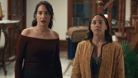 Netflix’in Yeni Yerli Dizisi “Platonik: Mavi Dolunay Otel” Eylülde Yayında