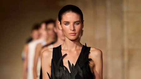 Paris Moda Haftası: Victoria Beckham İlkbahar/Yaz 2026
