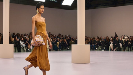 Paris Moda Haftası: Zimmermann İlkbahar/Yaz 2026