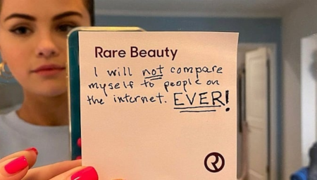 Selena Gomez ve Rare Beauty’den Manalı Bir Bildiri Var