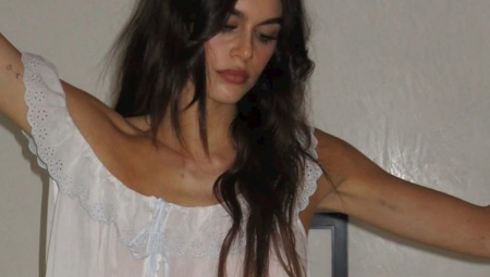Sonbahar İçin Makyaj Çantanıza Ekleyebileceğiniz Eserler