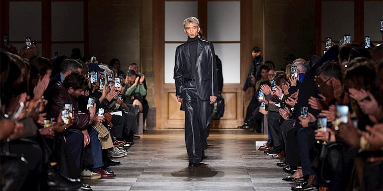 Hermès: Sessiz Bir Çizgi, Son Bir Selam