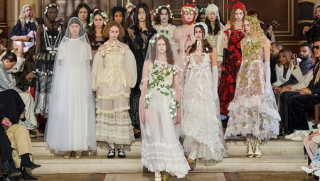 Londra Moda Haftası: Bora Aksu Sonbahar/Kış 2026