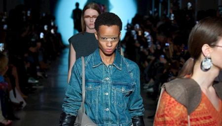 Paris Moda Haftası: Julie Kegels Sonbahar/Kış 2026