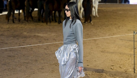 Paris Moda Haftası: Stella McCartney Sonbahar/Kış 2026